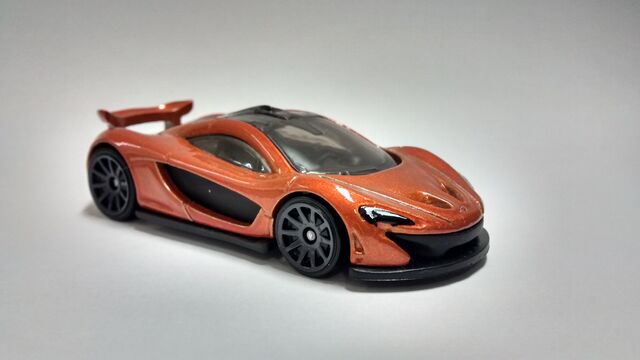 File:Mclaren P1.jpg