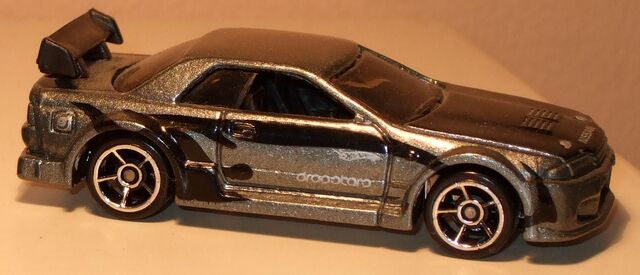 File:Skyline track silver.jpg