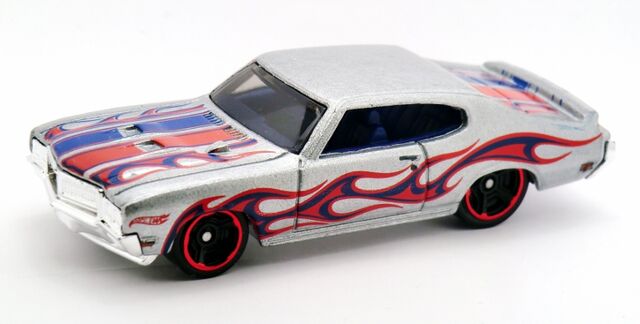 File:'70 Buick GSX-2014 215.jpg