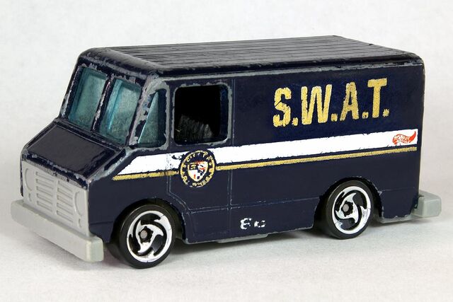 File:S.W.A.T. Truck - 6409df.jpg