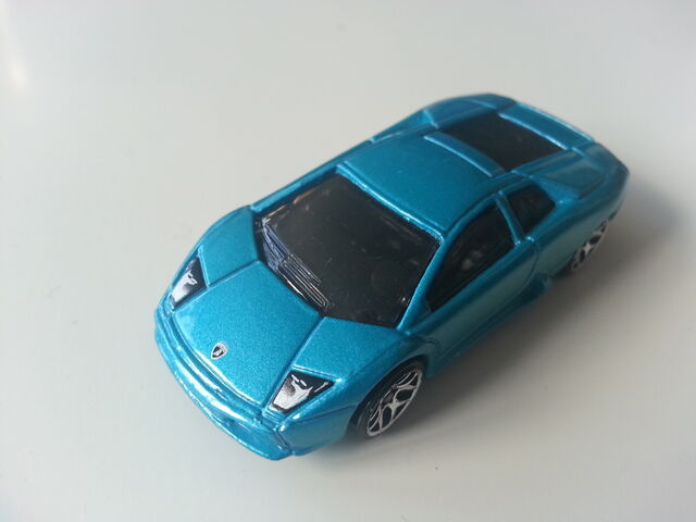 File:Lamborghini muercielago azul 2011 jdmiki.jpg