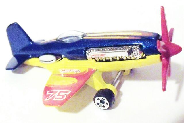 File:Mad Propz HW Racing.jpg