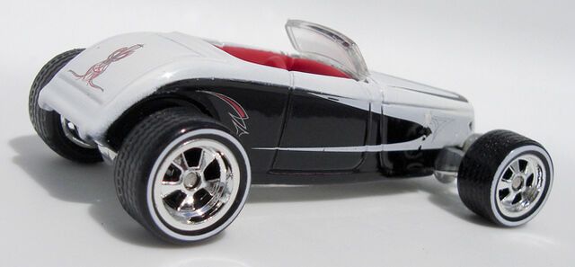 File:33 Ford - LG21Set.jpg