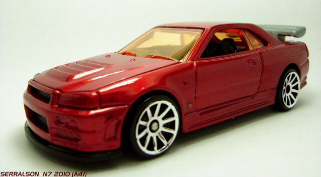 File:CUSTOM RED NISSAN 2.jpg