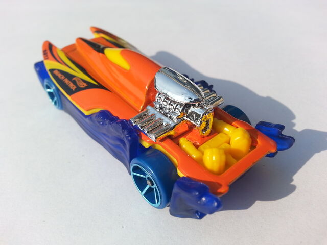 File:Mad Splash rear.jpg