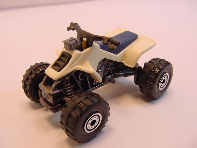 File:1991 white CT Quad.jpg