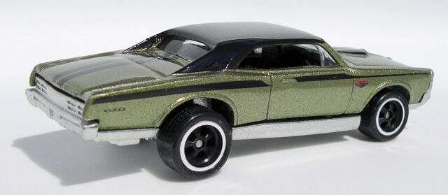File:67 GTO - LG21Set.jpg