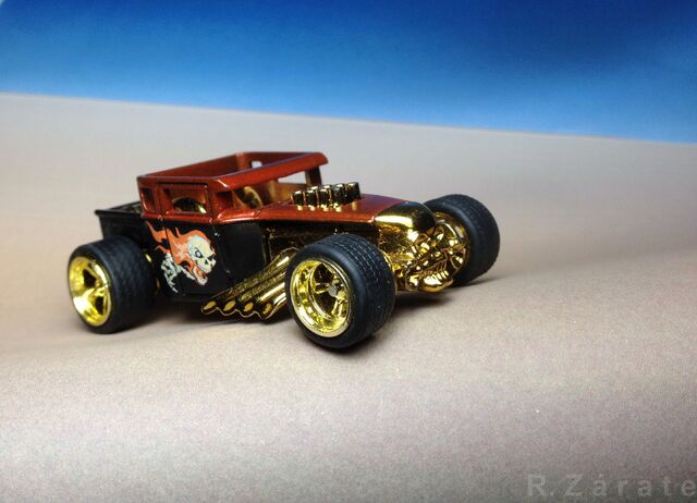 File:Bone Shaker 2009 Hot Wheels Larry's Garage Series -19 of 20 IMG 2830.jpg