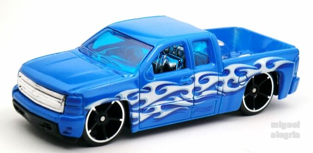 File:Chevy Silverado-2014 132.jpg