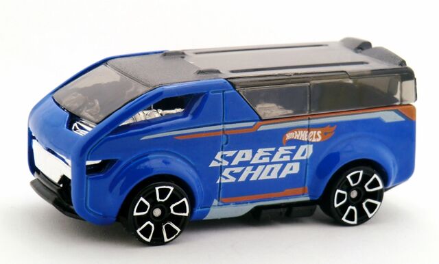 File:The Vanster-2014 010 Blue.jpg