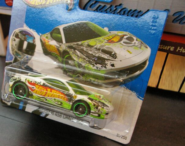 File:Ferrari 458 whiteGreen.jpg