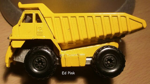 File:Cat Dump Truck.jpg
