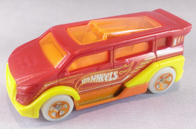 File:SpeedboxOrange15.jpg