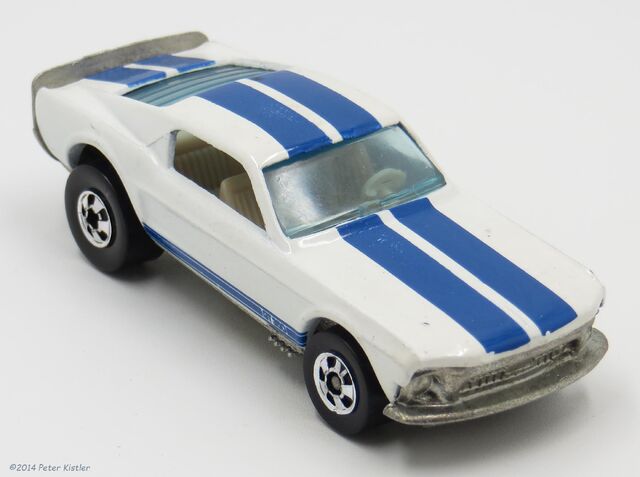 File:Mustang Stocker-17589.jpg