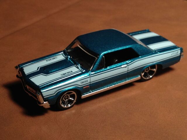 File:'65 Pontiac GTO teal.jpg