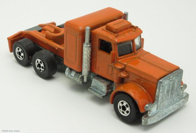 File:Kenworth Tanker-24681 4.jpg