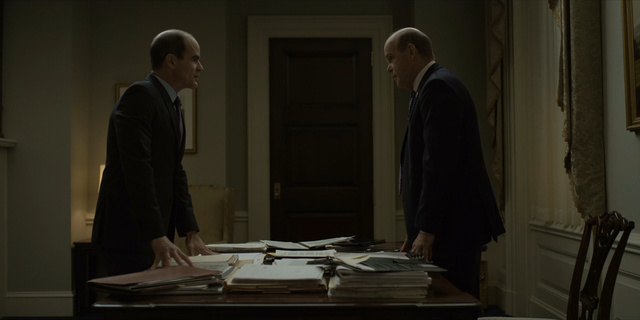 Datei:4x12 Doug Stamper George Walleck.png