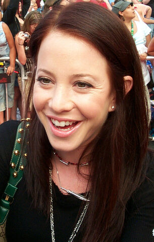 File:AmyDavidsonJune06.jpg