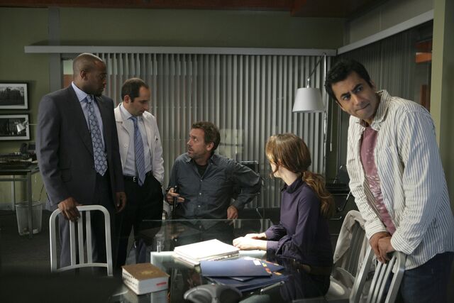 File:Extra-Frozen-Photos-house-md-14008700-2560-1708.jpg
