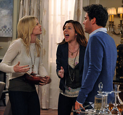 How-I-Met-Your-Mother-Episode-6-10-Blitzgiving-Promotional-Photos-how-i-met-your-mother-16908457-500-467.jpg