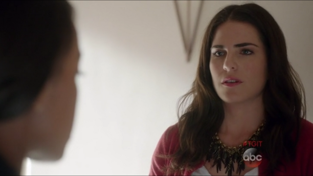 Archivo:Laurel-114.png