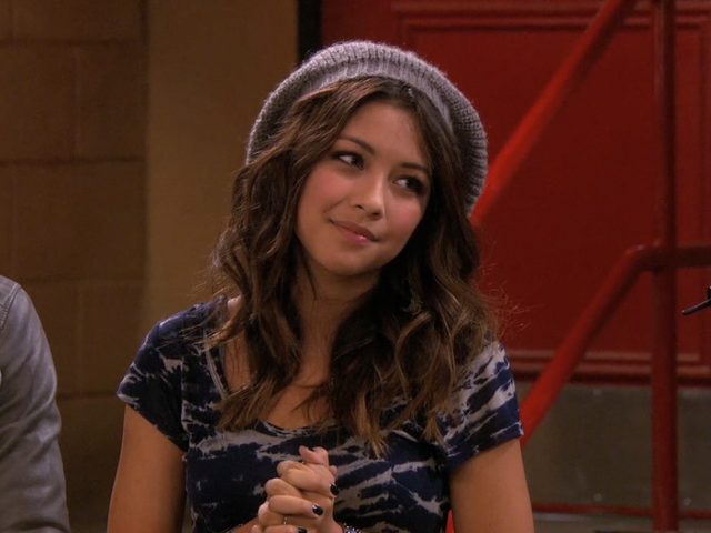 File:Stevie Smiling.png