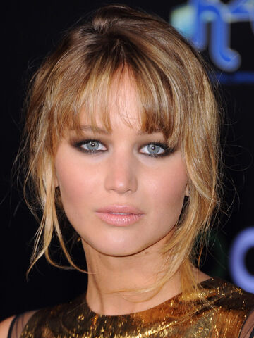 Fichier:Jennifer-Lawrence-Hunger-Games-premiere-LA.jpeg