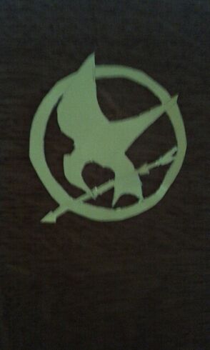 Geai Moqueur hunger games découpé