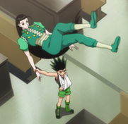 Gon throws Illumi.png