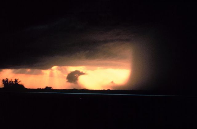 File:Downburst.jpg