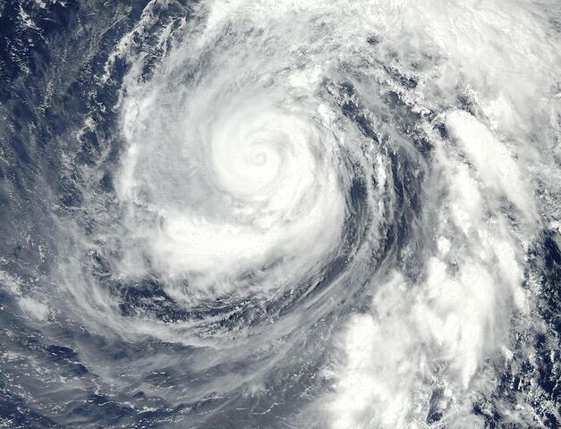 File:Typhoon Phanfone 15 aug 2002 0320Z.jpg