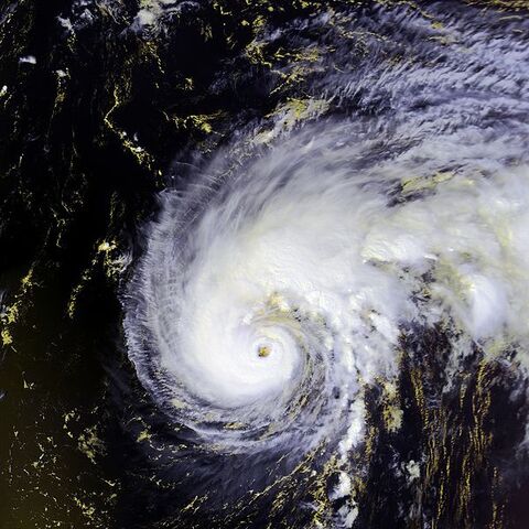 File:Hurricane Felix 13 sept 2001 1703Z.jpg