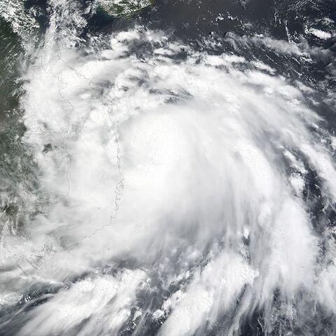 File:Typhoon Chanthu 2004.jpg