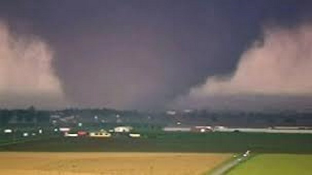 File:Tornado 11.jpg