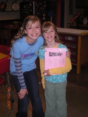 File:Sam with sam.png