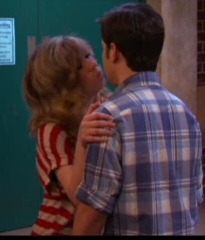 File:Samabouttokissfreddie.jpg