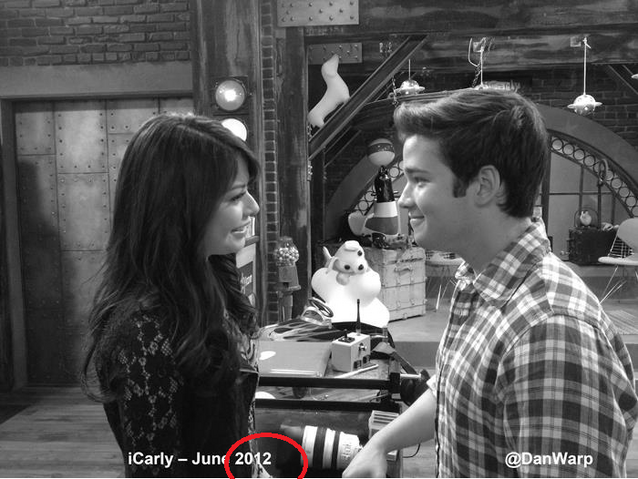 File:Carlys left arm.png