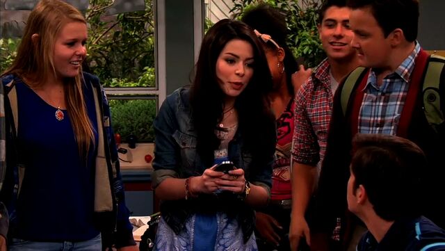 File:ICarly.S04E10.iOMG-HD.480p.Web-DL.x264-mSD.mkv 000036078.jpg