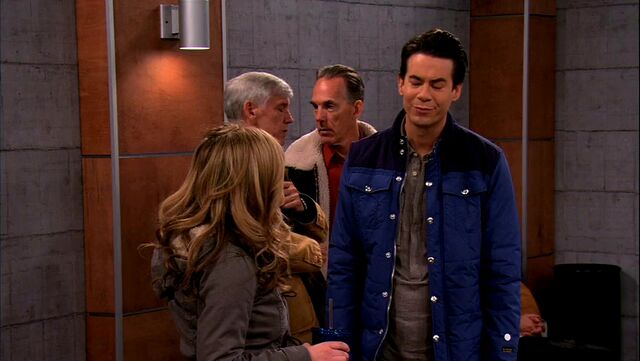 File:ICarly.S05E10.iToe.Fat.Cakes.480p.WEB-DL.x264-mSD.mkv 000743619.jpg
