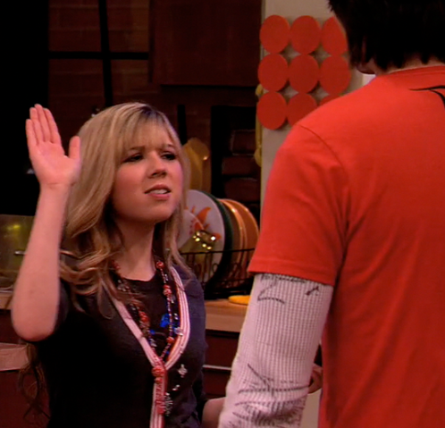 File:Spam high five ifaps.png