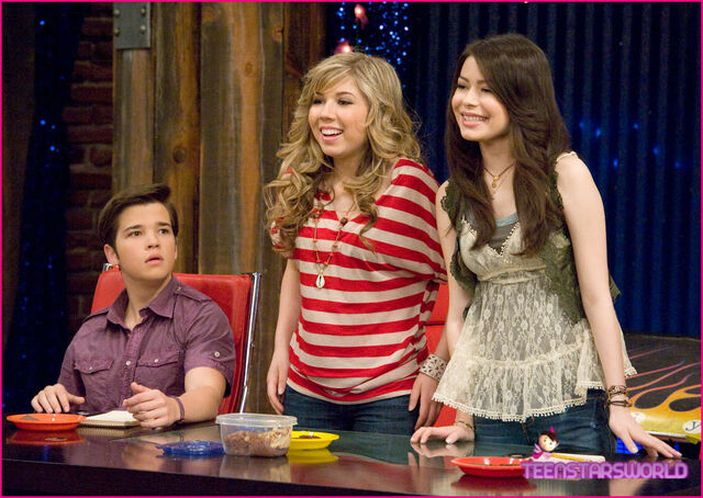 File:ICarly-iHire-An-Idiot-Stills-3.jpg