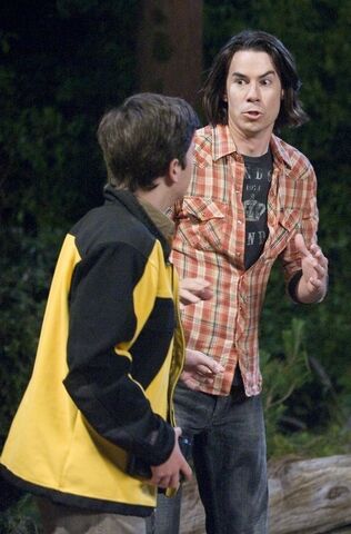 File:Icarly-18433740-1222-815.jpg