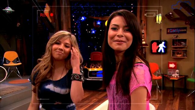 File:ICarly.S04E09.iPity.the.Nevel-HD.480p.WEB-DL.x264-mSD.mkv 000483316.jpg