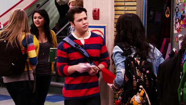 File:IOaR-CreddieScreencaps-25.jpg