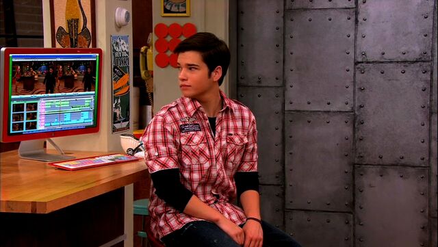 File:ICarly.S04E09.iPity.the.Nevel-HD.480p.WEB-DL.x264-mSD.mkv 000075242.jpg