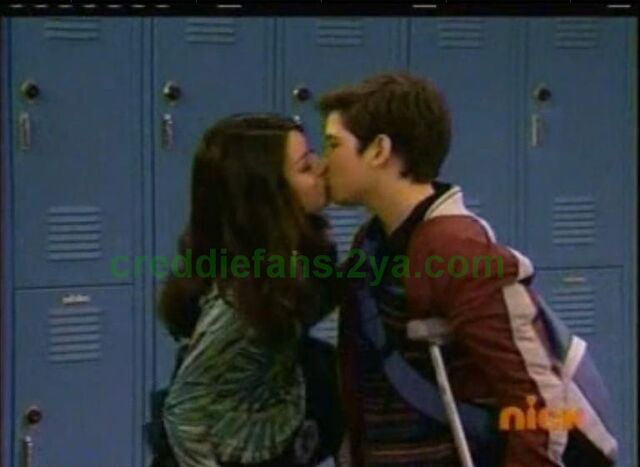File:Hallway kiss.jpg