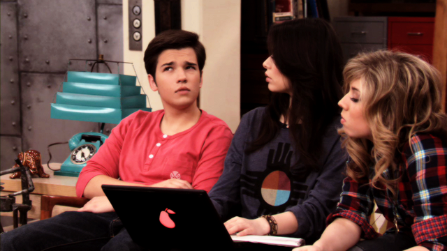 File:IHaI-CreddieScreencaps-15.png
