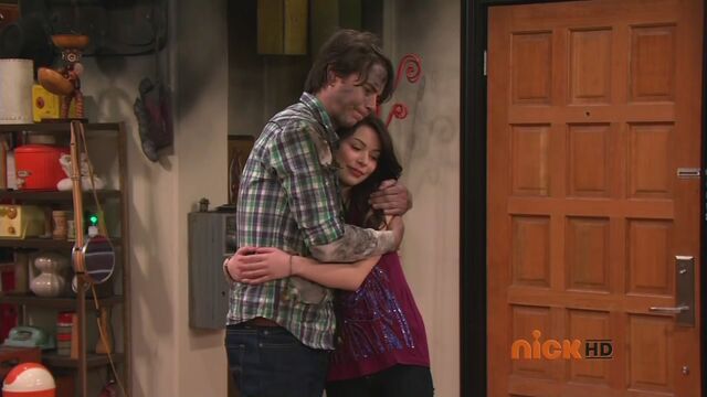File:ICarly.S06E05.iPear.Store.720p.HDTV.h264-OOO-13-44-58-.jpg