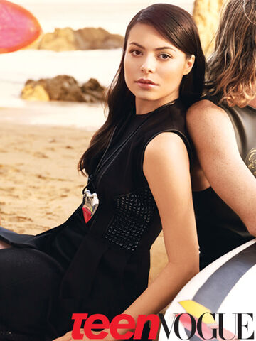 File:Miranda-cosgrove-04teenvogue.jpg