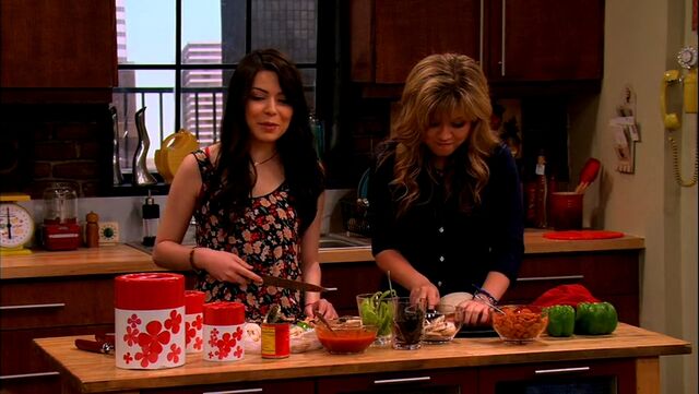 File:ICarly.S05E08.iBalls.480p.WEB-DL.x264-mSD.mkv 000375334.jpg